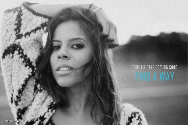 Kelli Leigh | Singer Songwriter